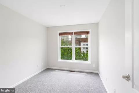 Bedroom - 1434 Steuart St, Baltimore, MD 21230 photo 2 of 4