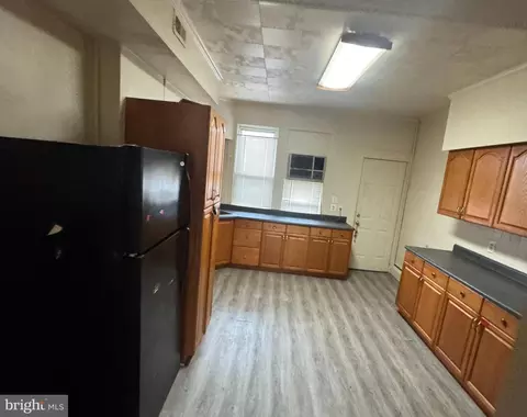 Entry Way - 2624 E Hoffman St, Baltimore, MD 21213 photo 1 of 4