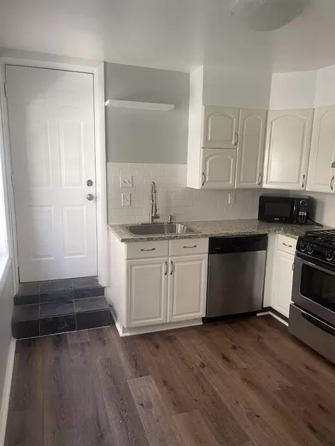 Kitchen - 503 S Durham St, Baltimore, MD 21231 photo 2 of 2