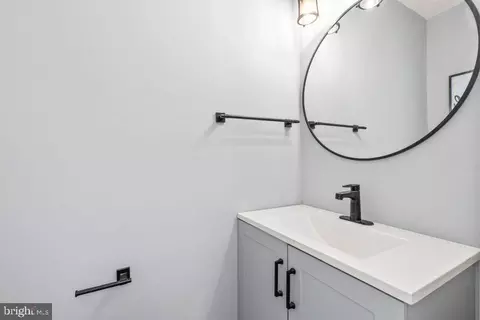 Bath - 1501 N Wolfe St, Baltimore, MD 21213 photo 1 of 2