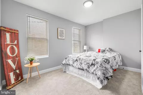 Bedroom - 1501 N Wolfe St, Baltimore, MD 21213 photo 3 of 5