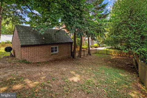 Exterior - 211 Chancery Rd, Baltimore, MD 21218 photo 17 of 18