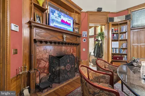 Dining - 106 E Chase St, Baltimore, MD 21202 photo 6 of 7