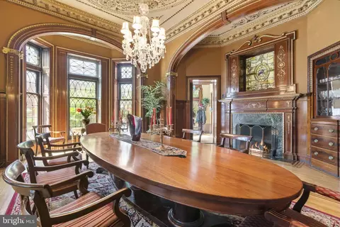 Dining - 106 E Chase St, Baltimore, MD 21202 photo 3 of 7