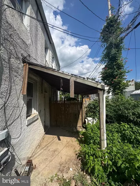 Exterior - 729 E 41st St, Baltimore, MD 21218 photo 4 of 4