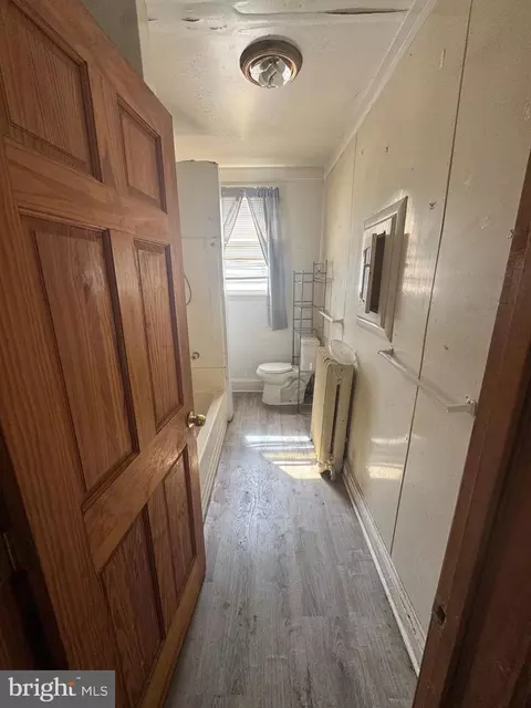 Entry Way - 729 E 41st St, Baltimore, MD 21218 photo 11 of 13
