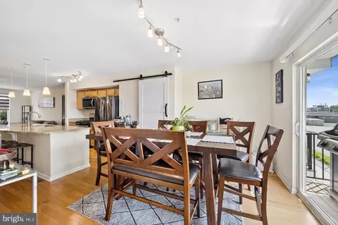 Dining - 4607 Dillon St, Baltimore, MD 21224 photo 1 of 4
