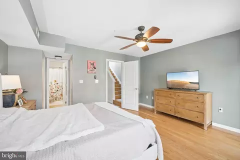 Bedroom - 4607 Dillon St, Baltimore, MD 21224 photo 6 of 10