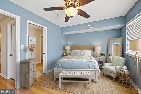 Bedroom - 4607 Dillon St, Baltimore, MD 21224 photo 1 of 10
