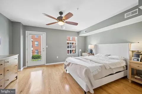 Bedroom - 4607 Dillon St, Baltimore, MD 21224 photo 4 of 10
