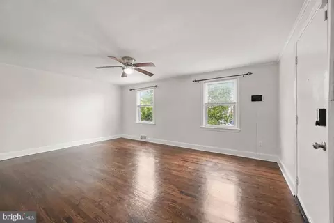 Living - 5104 Sunset Rd, Baltimore, MD 21215 photo 2 of 2