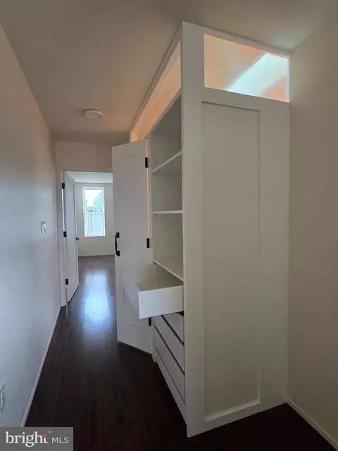 Entry Way - 804 E North Ave, Baltimore, MD 21202 photo 10 of 16
