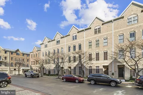 Exterior - 1256 Dockside Cir, Baltimore, MD 21224 photo 3 of 4