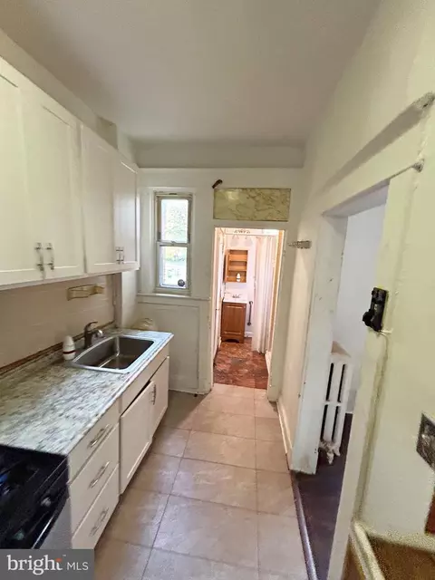Entry Way - 4008 W Garrison Ave, Baltimore, MD 21215 photo 2 of 2