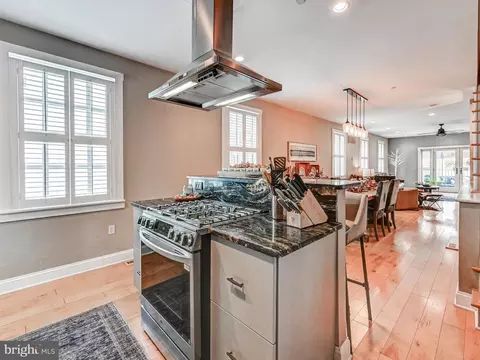 Kitchen - 1722 Fleet St, Baltimore, MD 21231 photo 4 of 8