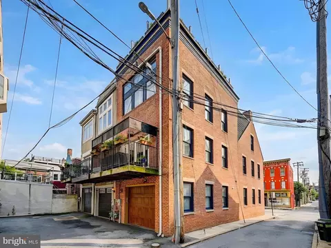 Exterior - 1722 Fleet St, Baltimore, MD 21231 photo 7 of 8