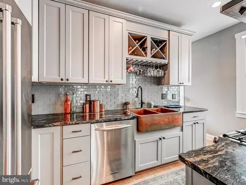 Kitchen - 1722 Fleet St, Baltimore, MD 21231 photo 5 of 8