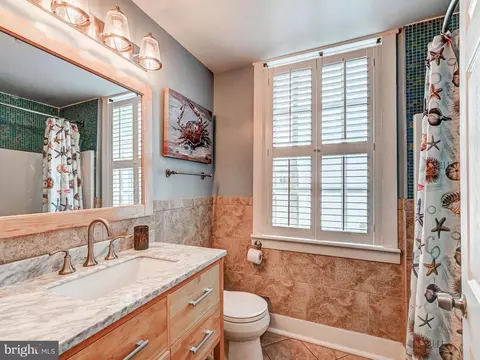 Bath - 1722 Fleet St, Baltimore, MD 21231 photo 5 of 5