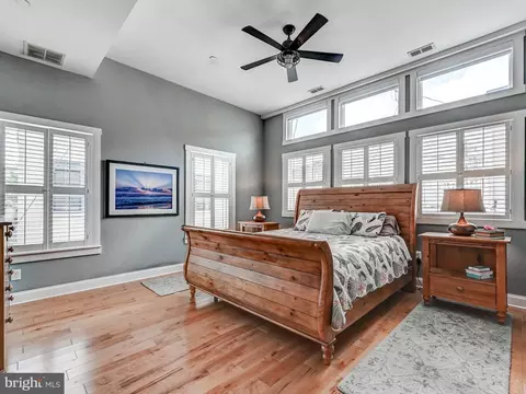Bedroom - 1722 Fleet St, Baltimore, MD 21231 photo 2 of 4