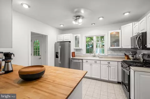 Kitchen - 2217 Arden Rd, Baltimore, MD 21209 photo 2 of 5