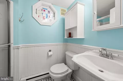 Bath - 2217 Arden Rd, Baltimore, MD 21209 photo 1 of 2