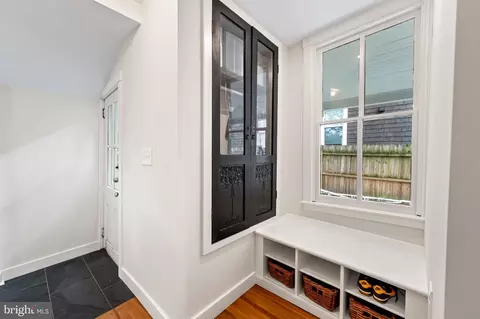 Entry Way - Undisclosed, Baltimore, MD 21210 photo 6 of 9