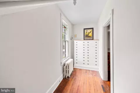 Entry Way - Undisclosed, Baltimore, MD 21210 photo 3 of 9