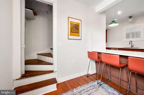 Entry Way - Undisclosed, Baltimore, MD 21210 photo 4 of 9