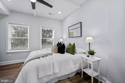 Bedroom - 3904 Mount Pleasant Ave, Baltimore, MD 21224 photo 2 of 3