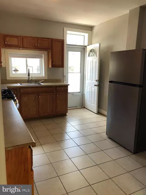 Kitchen - 618 S Macon St, Baltimore, MD 21224 photo 2 of 5