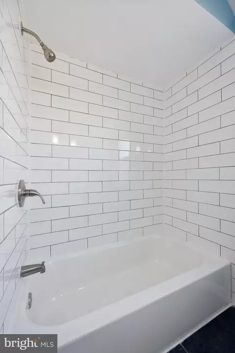 Bath - 1007 Saint Dunstans Rd, Baltimore, MD 21212 photo 2 of 2