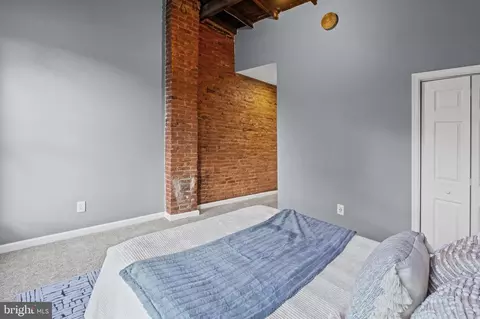 Bedroom - 1629 E Oliver St, Baltimore, MD 21213 photo 3 of 4
