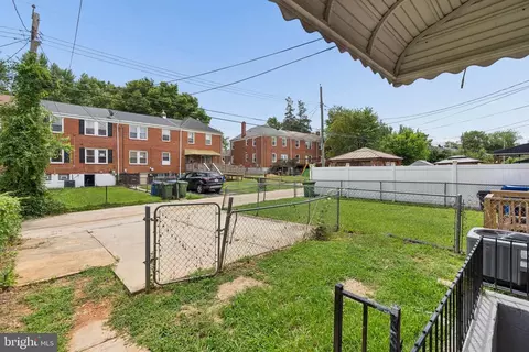 Exterior - 4035 Annellen Rd, Baltimore, MD 21215 photo 6 of 10