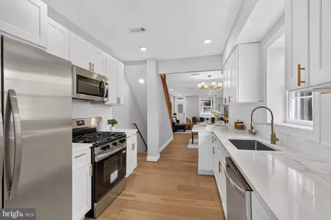 Kitchen - 3341 Chestnut Ave, Baltimore, MD 21211 photo 3 of 3