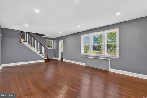 Living - 3322 Moravia Rd, Baltimore, MD 21214 photo 2 of 3