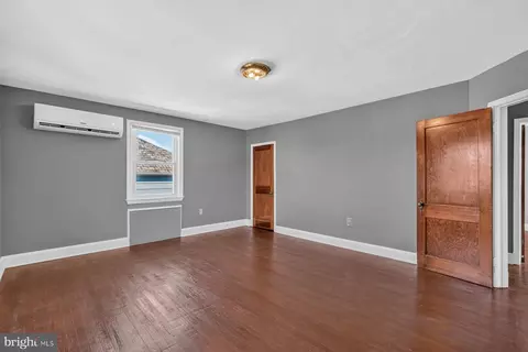 Bedroom - 3322 Moravia Rd, Baltimore, MD 21214 photo 3 of 3