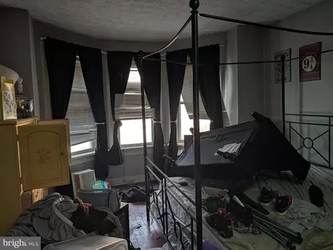 Bedroom - 212 S Monastery Ave, Baltimore, MD 21229 photo 1 of 3