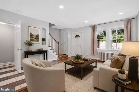 Living - 5169 Frederick Ave, Baltimore, MD 21229 photo 1 of 2