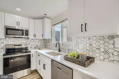 Kitchen - 2608 Huron St, Baltimore, MD 21230 photo 3 of 5