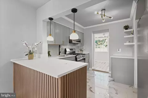 Kitchen - 800 Radnor Ave, Baltimore, MD 21212 photo 1 of 6