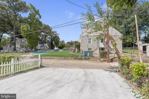 Exterior - 800 Radnor Ave, Baltimore, MD 21212 photo 4 of 4