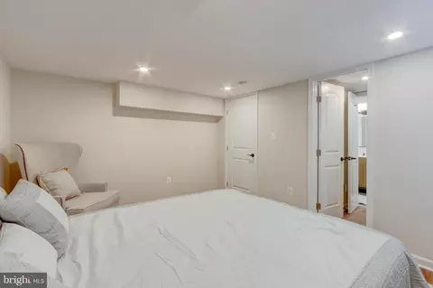 Bedroom - 2414 Callow Ave, Baltimore, MD 21217 photo 3 of 15