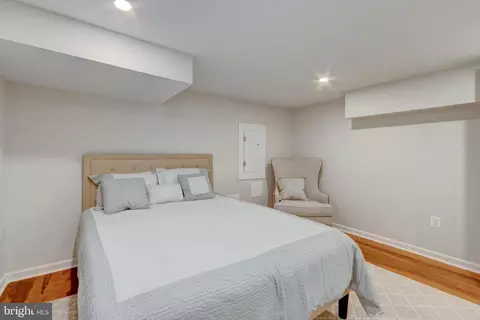 Bedroom - 2414 Callow Ave, Baltimore, MD 21217 photo 2 of 15