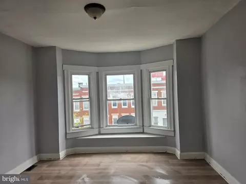 Living - 2846 Harlem Ave, Baltimore, MD 21216 photo 2 of 4