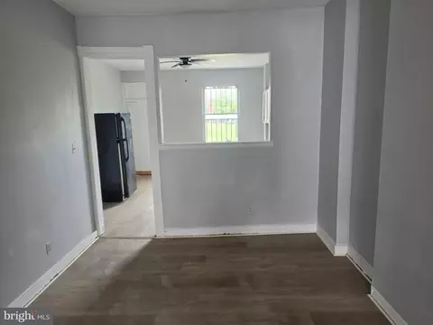 Entry Way - 2846 Harlem Ave, Baltimore, MD 21216 photo 2 of 5
