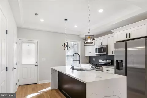 1666 Darley Ave, Baltimore, MD 21213