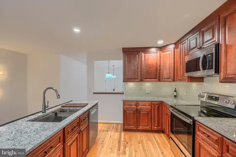 Kitchen - 144 E Clement St E #A, Baltimore, MD 21230 photo 4 of 5