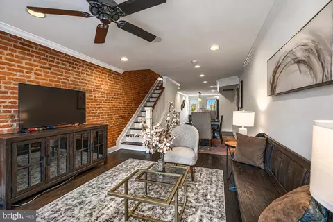 Entry Way - 1414 Jackson St, Baltimore, MD 21230 photo 3 of 4