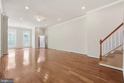 Living - 1203 Argyle Ave, Baltimore, MD 21217 photo 3 of 5