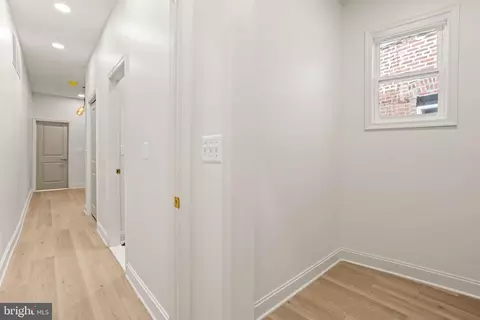 Entry Way - 711 E 20th St, Baltimore, MD 21218 photo 15 of 17